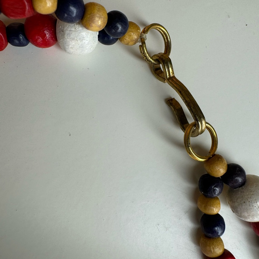 Vintage wooden beaded handmade hot air balloon necklace - Picture 4 of 8